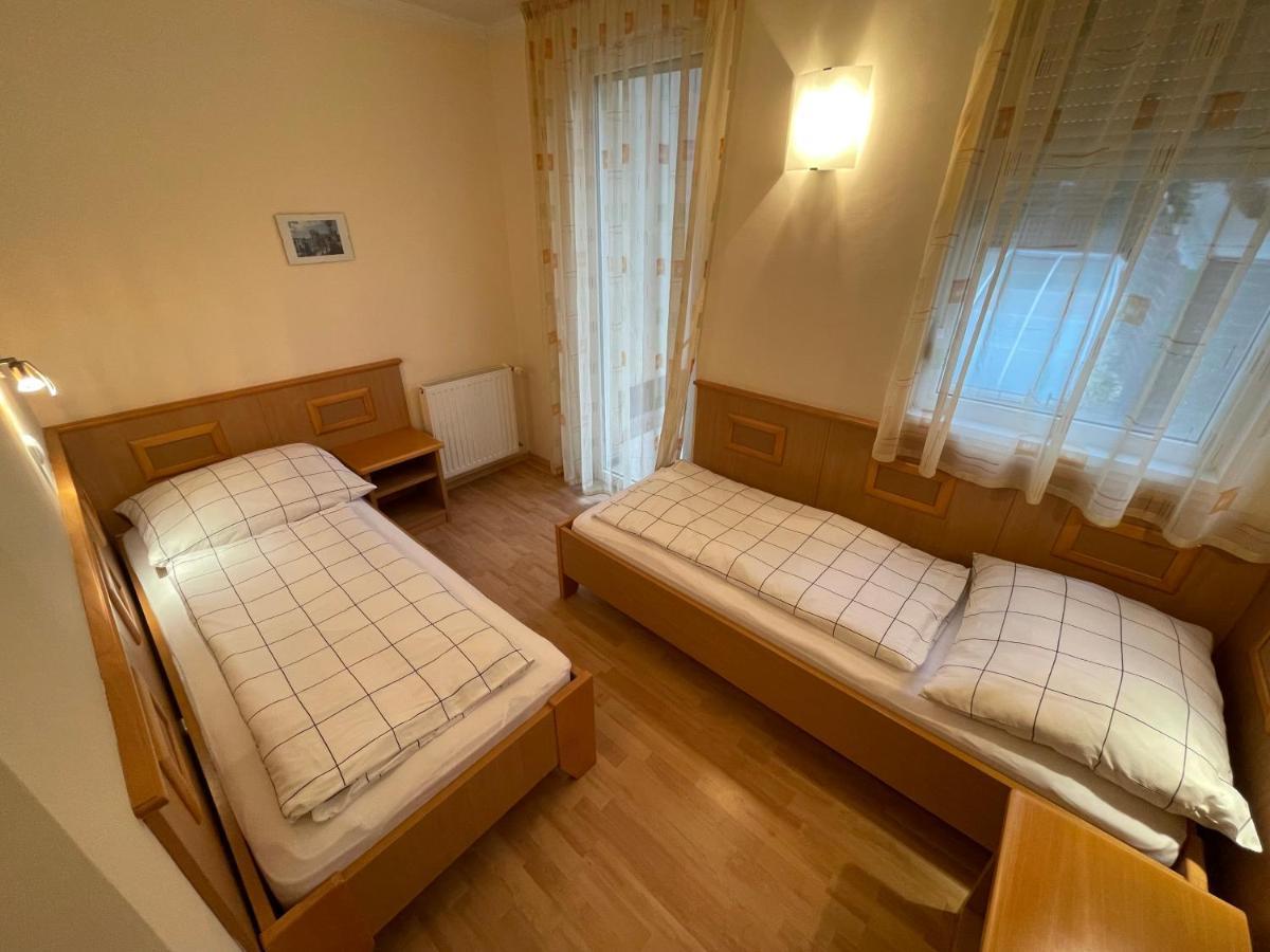 Garda Wellness Apartmanhaz Heviz Luaran gambar