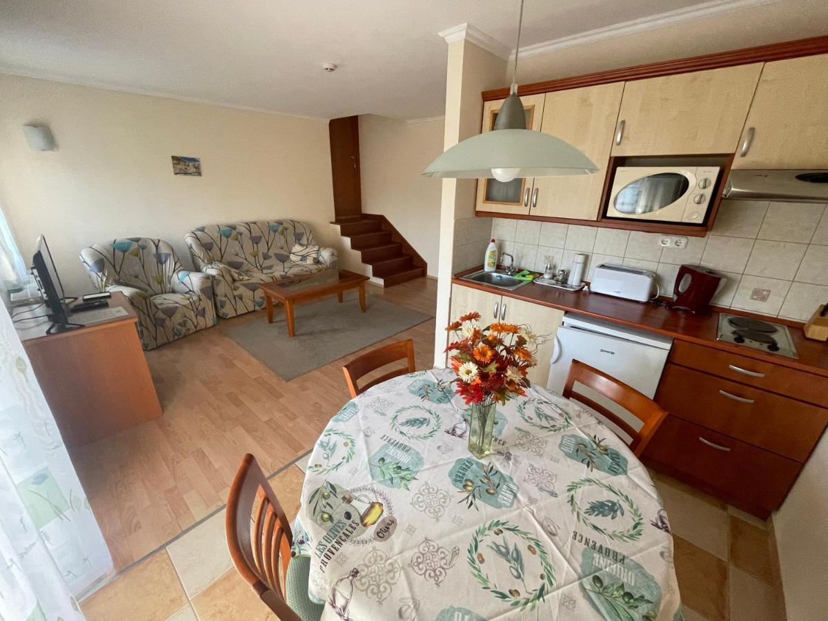 Garda Wellness Apartmanhaz Heviz Luaran gambar