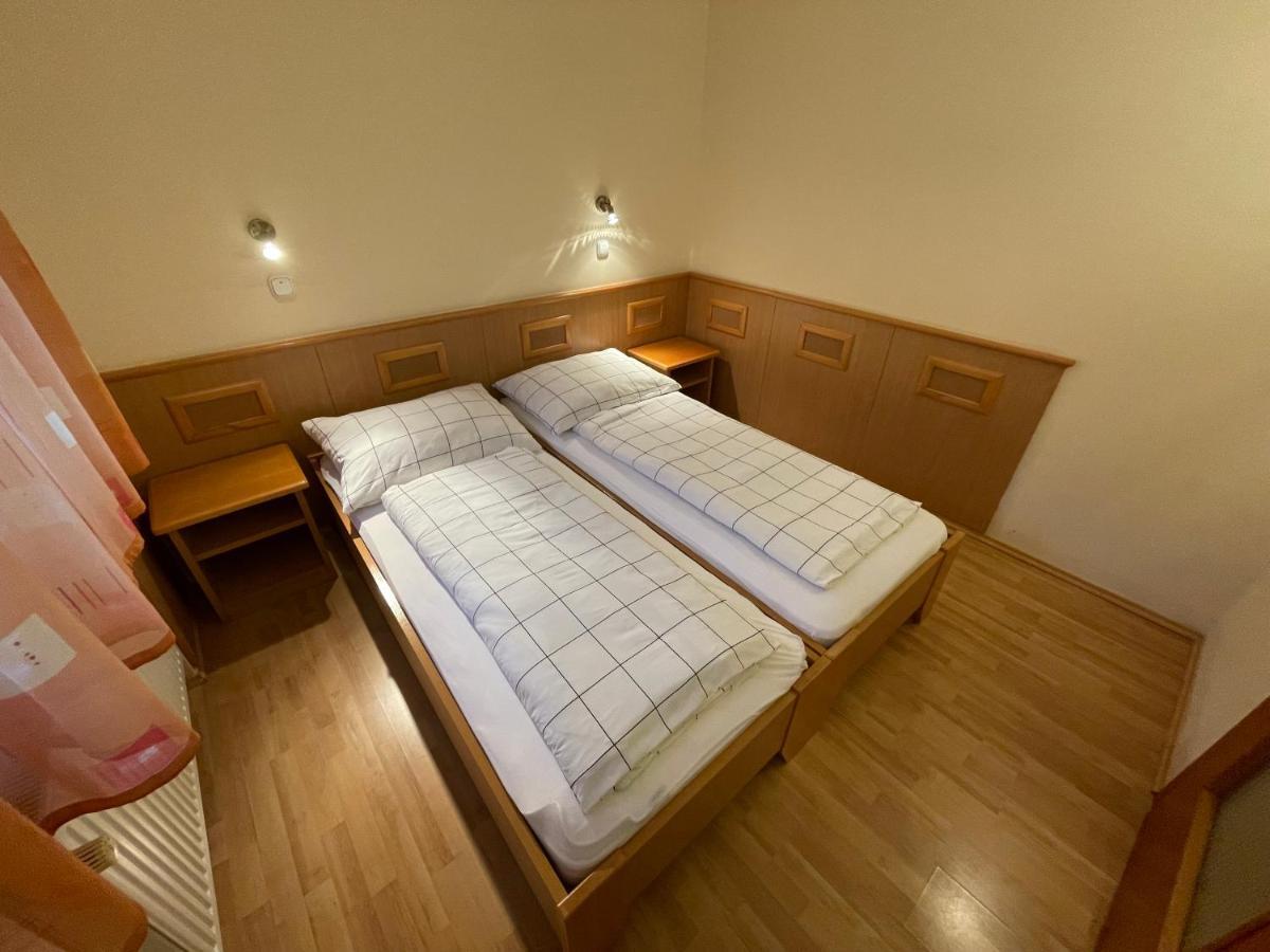 Garda Wellness Apartmanhaz Heviz Luaran gambar