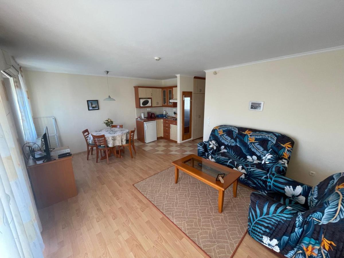 Garda Wellness Apartmanhaz Heviz Luaran gambar