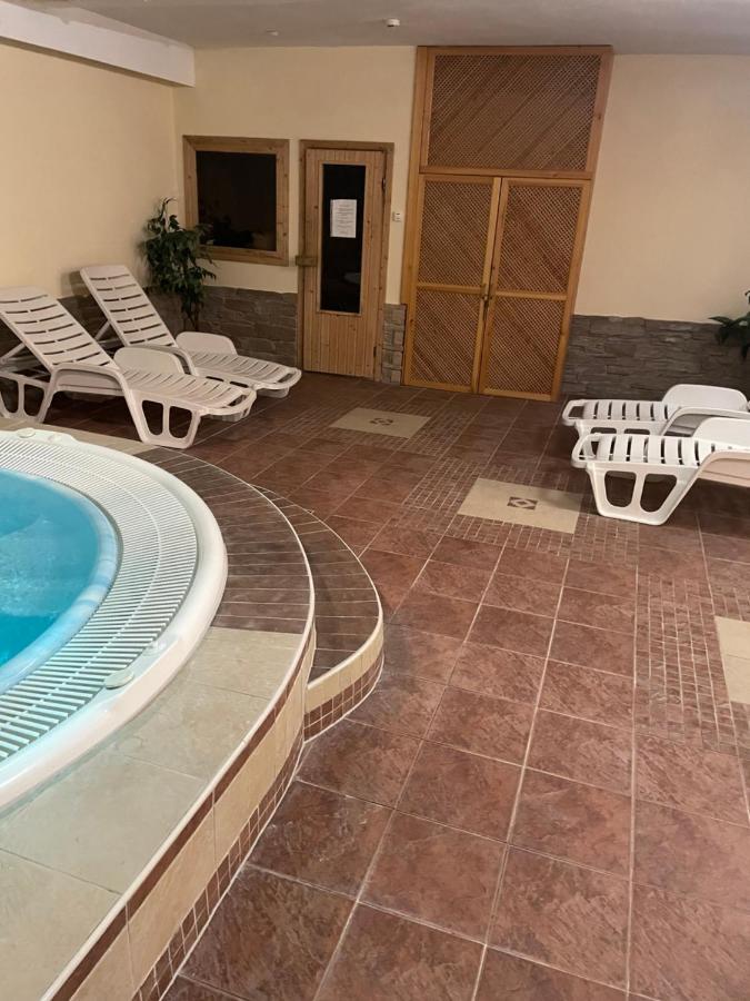 Garda Wellness Apartmanhaz Heviz Luaran gambar