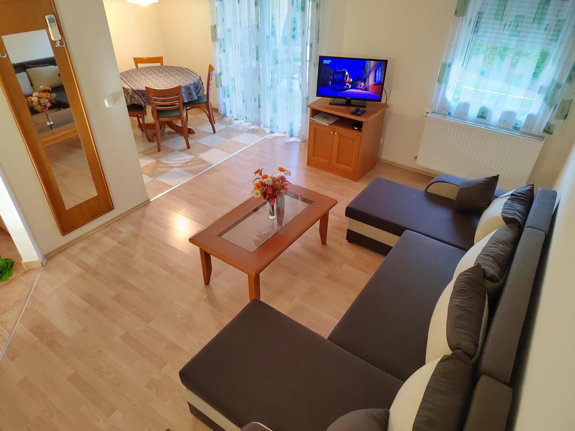 Garda Wellness Apartmanhaz Heviz Luaran gambar